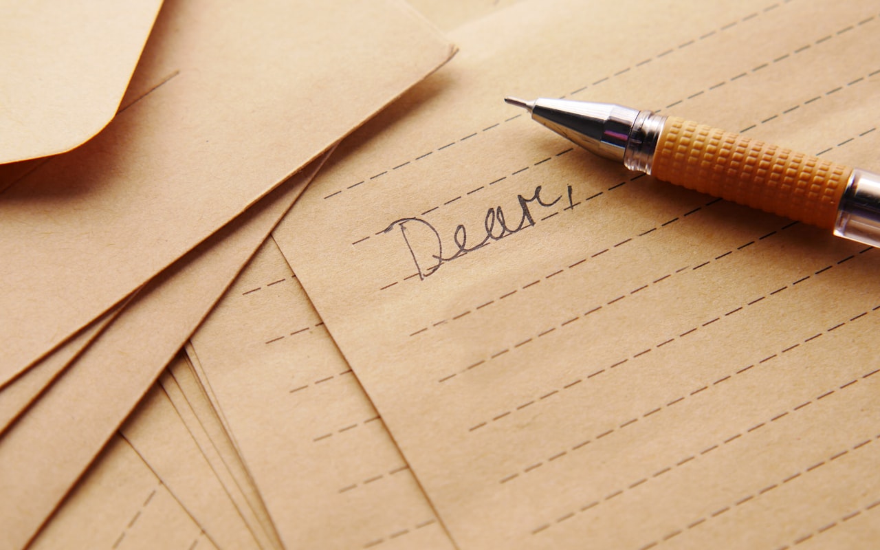 Pen op een juridisch document