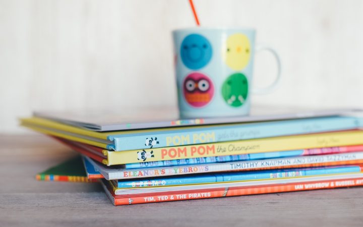 Stapel kinderboeken